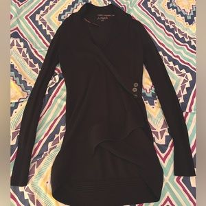 G by Guess shirt. Black. US size XS. Barely worn in very good condition.